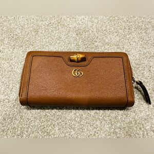 Gucci Brown Diana Wallet